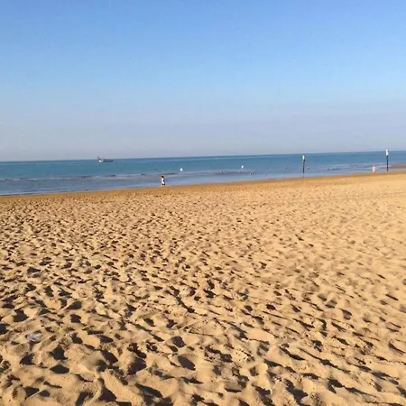 With Huge Swimming Pool And Solarium No71 - By Beahost * Bibione