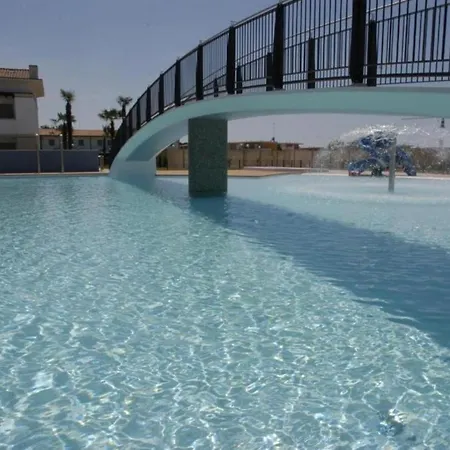 With Huge Swimming Pool And Solarium No71 - By Beahost Bibione